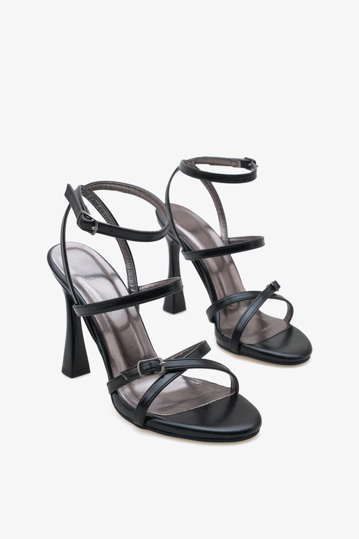 Kadın bantlı kemer tokalı topuklu ayakkabı Yansey