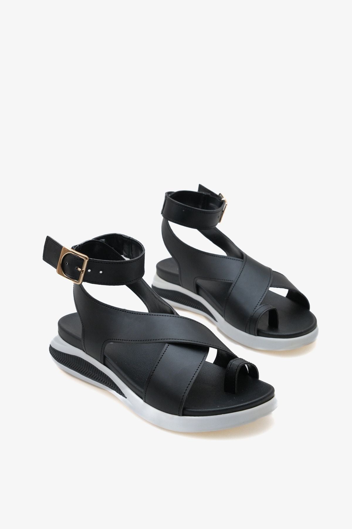Kadın Çapraz Bantlı Kalın Spor Tabanlı Tokalı Günlük Sandalet Lespi