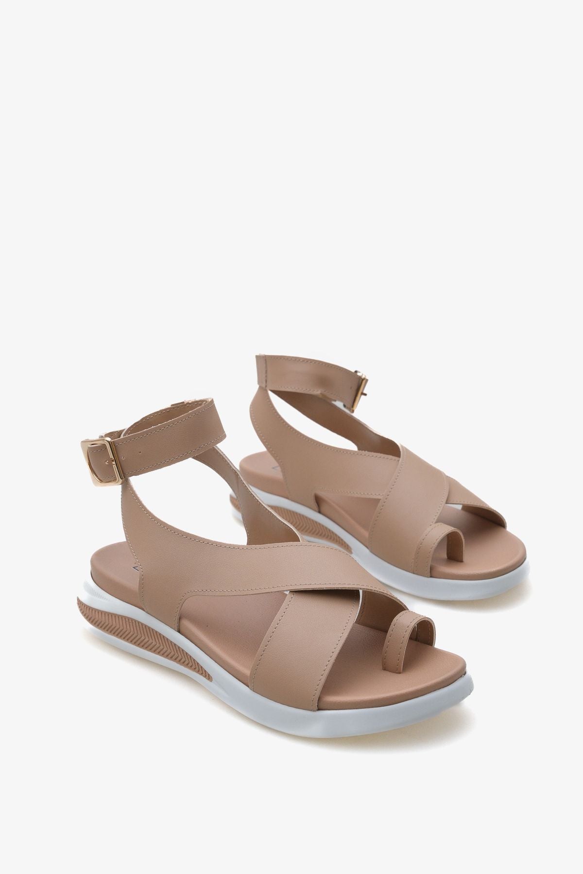 Kadın Çapraz Bantlı Kalın Spor Tabanlı Tokalı Günlük Sandalet Lespi