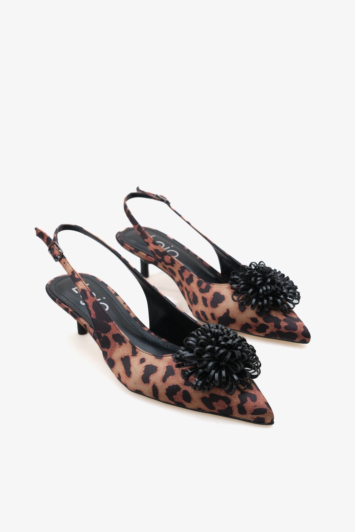 Kadın Çiçek Tokalı Arkası Açık Sivri Burun Topuklu Stiletto Fernas Siyah