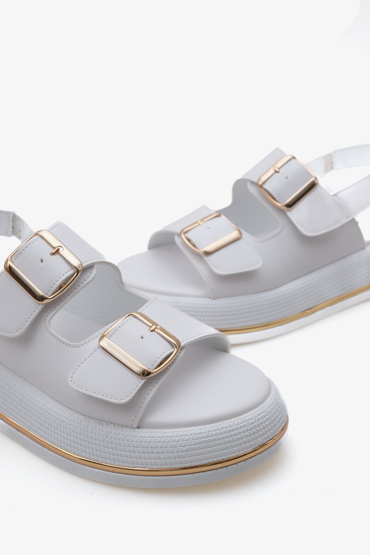 Kadın çift bantlı altın tokalı kalın taban günlük sandalet limbo