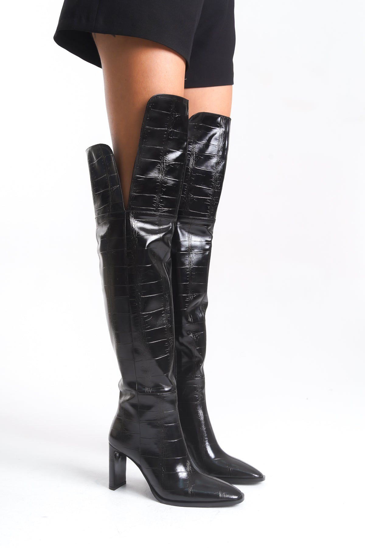 Kadın Diz Üstü  Yandan Fermuarlı Topuklu Kroko Çizme Mara Siyah