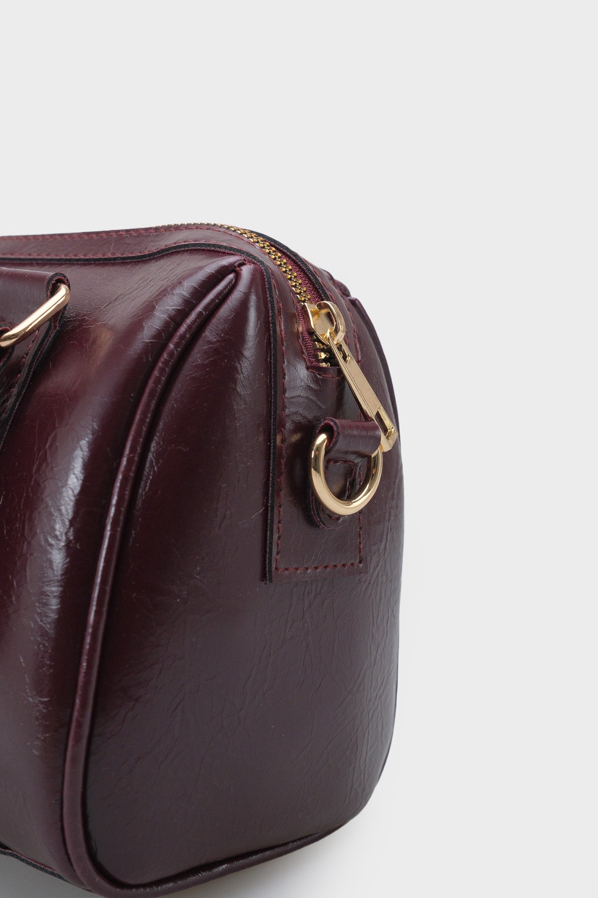 Kadın Gold Fermuarlı Dikişli El Ve Omuz Çantası Marelio Bordo