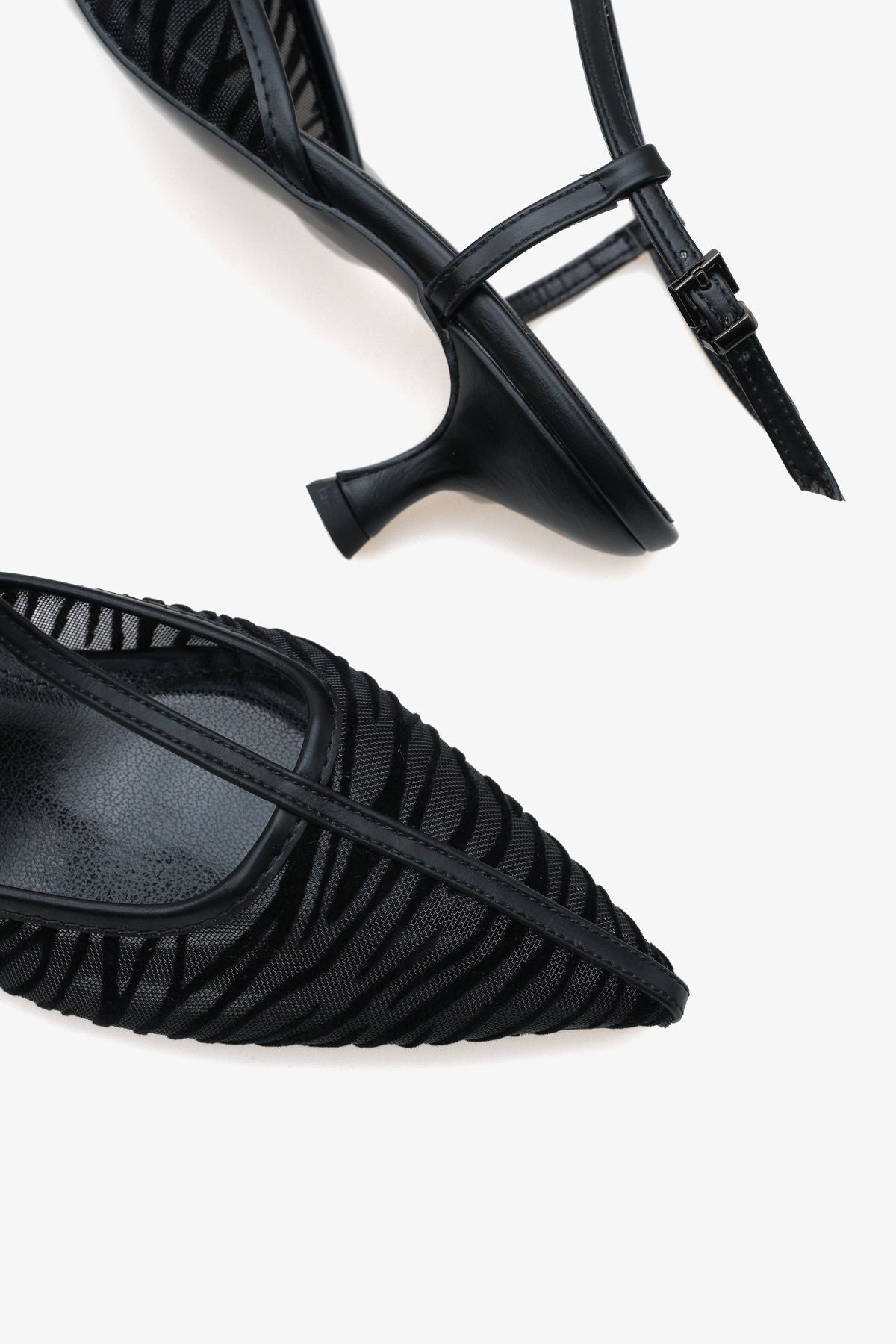 Kadın Sivri Burun Arkası Açık Tül Detaylı Günlük Topuklu Ayakkabı Sanlife