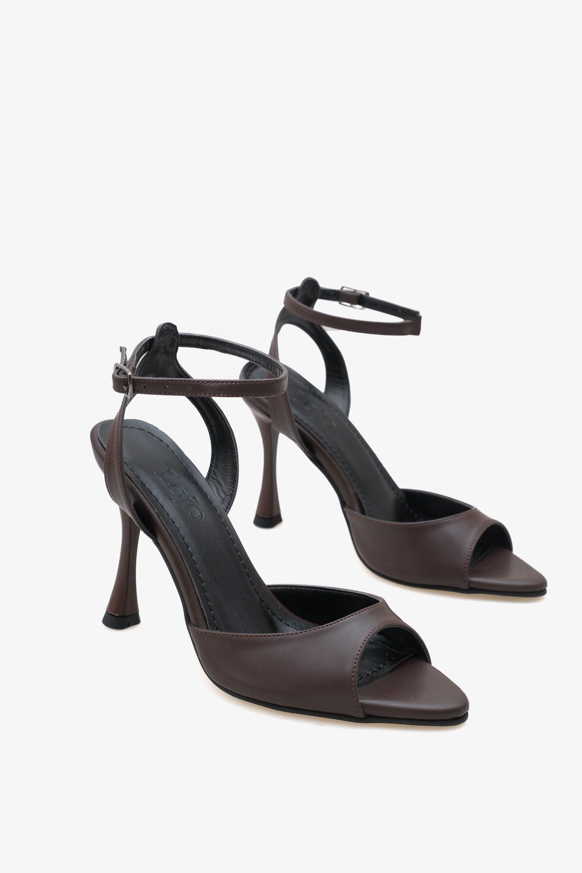 Kadın sivri burun bilekten bağlamalı arkası açık topuklu ayakkabı leron