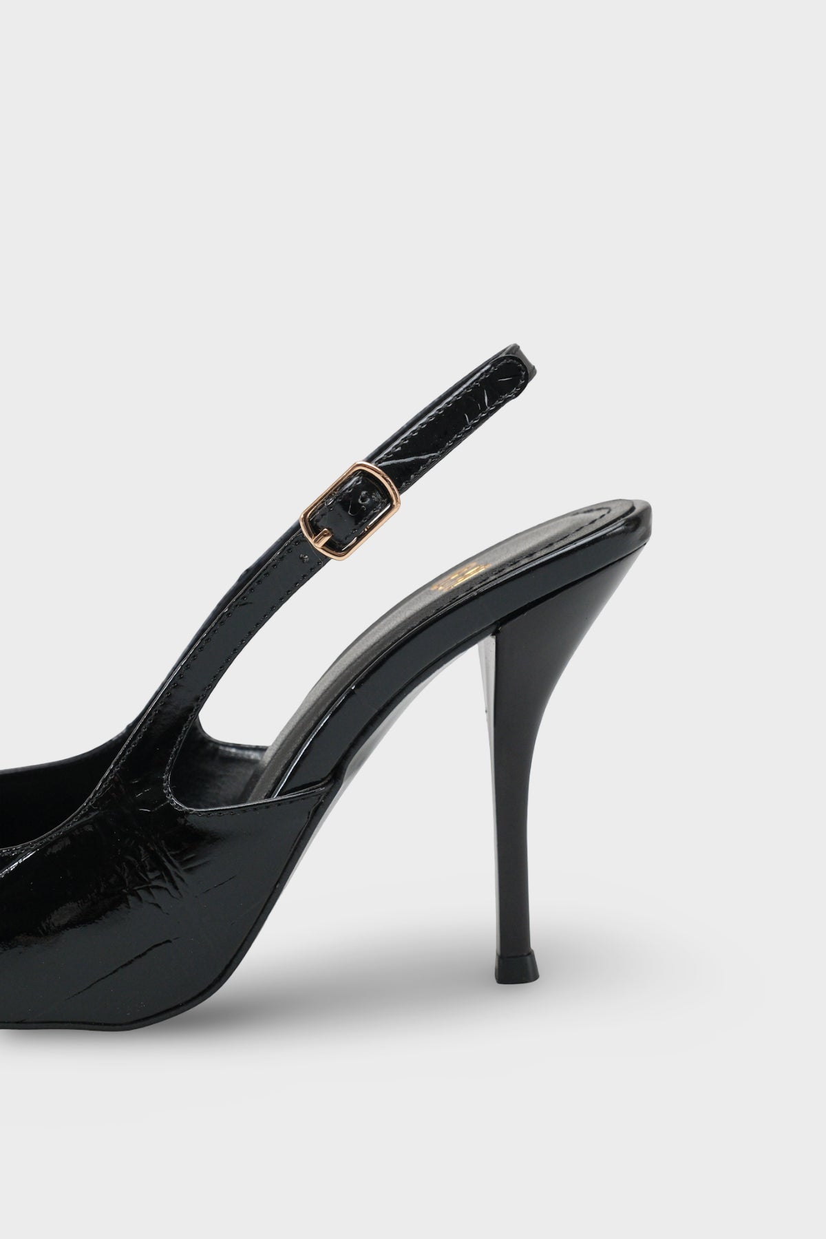 Kadın Stiletto Sivri Burun Arkası Bantlı Günlük Topuklu Ayakkabı Rivori Siyah Kroko