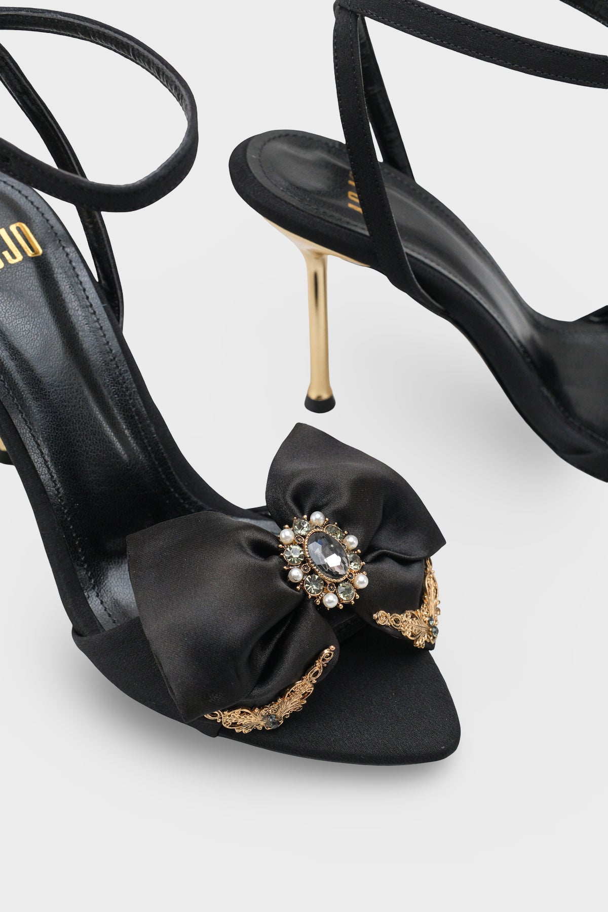 Kadın Sivri Burun Fiyonk Toka Detaylı Altın ökçeli Günlük Topuklu Stiletto Scala Siyah